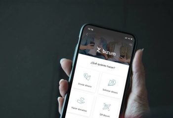 Madrid,,Spain,-,July,19,,2021:,Bizum,On,Smartphone,Screen.
