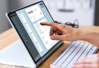 Managing,Online,Invoices,,Electronic,Tax,,E-invoice,,And,Digital,Receipt,Statements