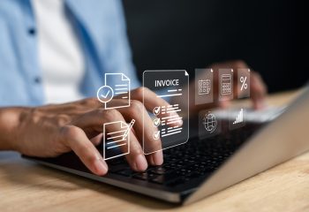 Online,Invoice,Processing,,Financial,Calculation,,Budgeting,,Payment,Management,,And,Business