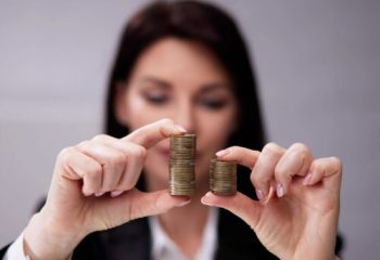 Compare,Wage,Gap,And,Tax,Differences.,Equal,Pay